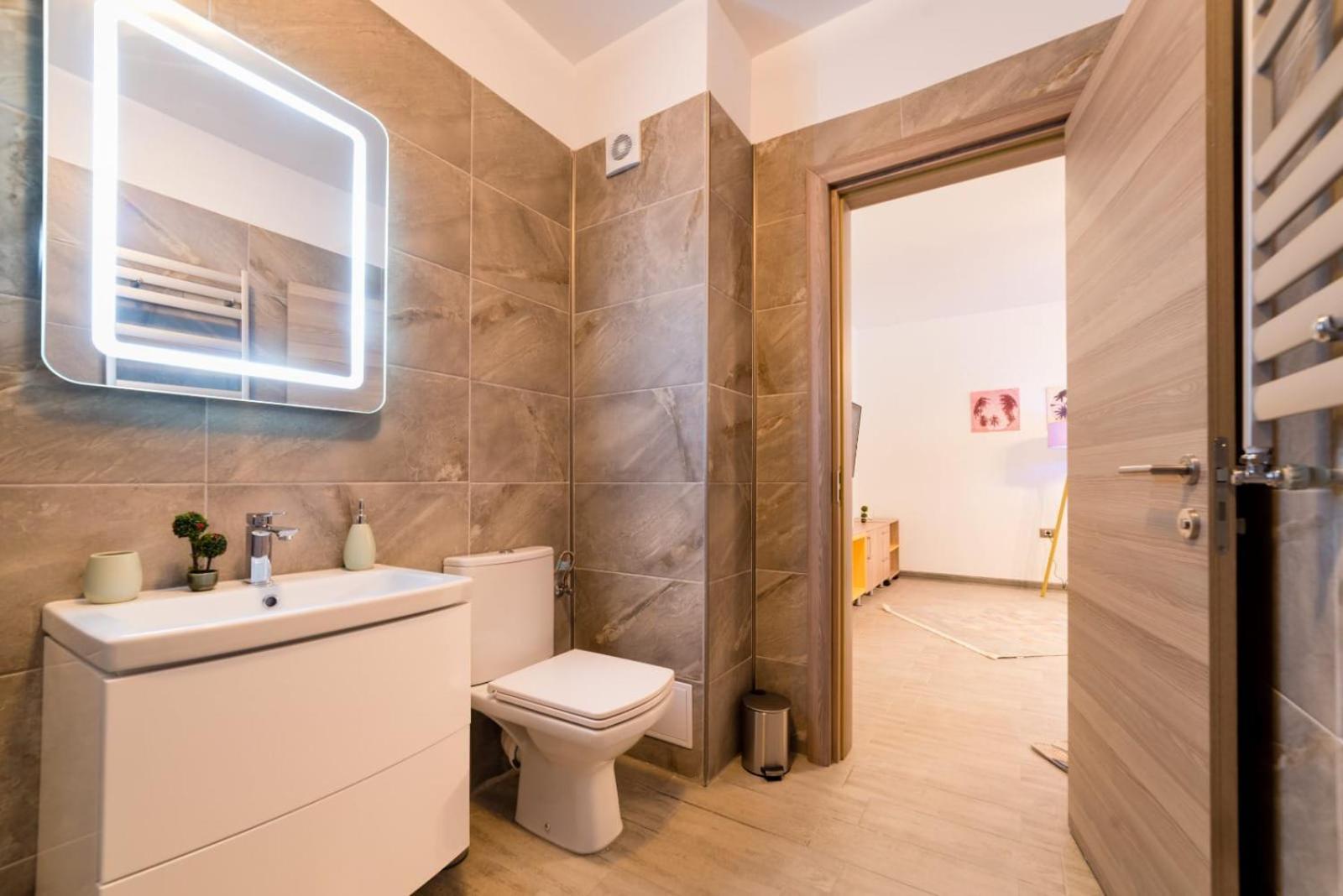 Alezzi Beach Resort Gorgeous Family Aparment Cu Piscina Năvodari Exteriör bild